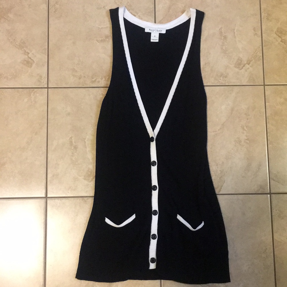 White House Black Market cardigan vest